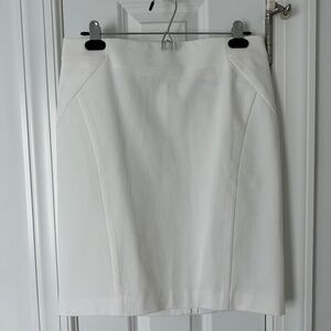 JMcLaughlin,  NEW w/ tag, High waist pencil skirt, "Leslie", Solid White, Size 6